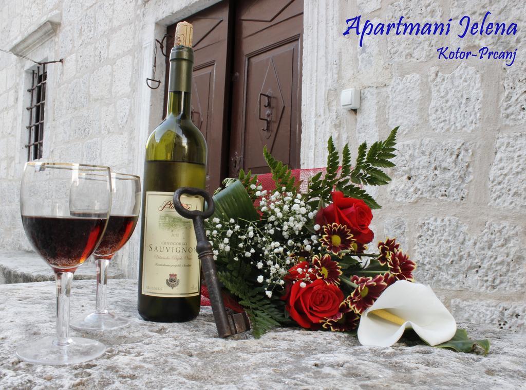 Apartments Jelena Kotor Eksteriør billede